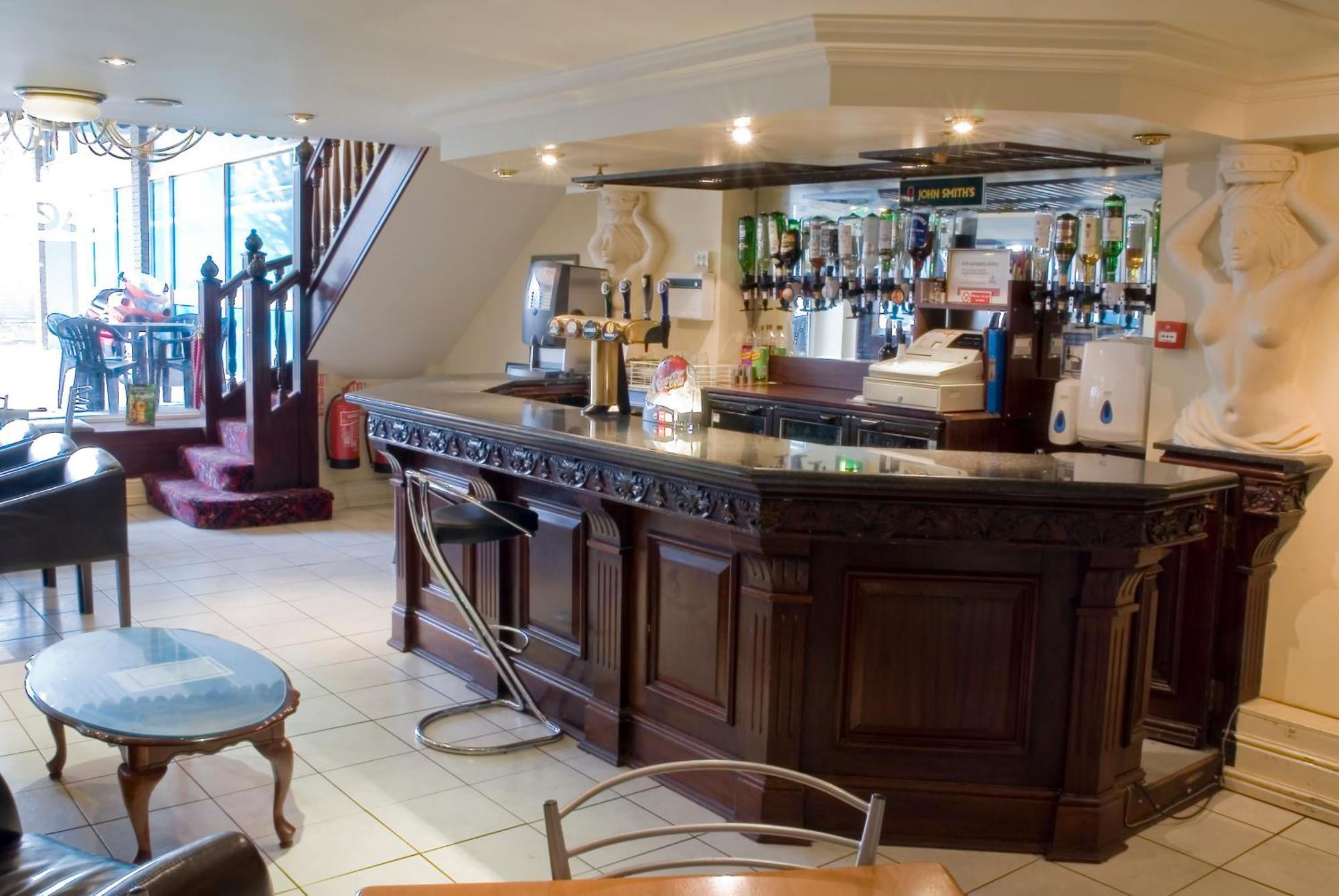 The Ashley Hotel Хейл Экстерьер фото